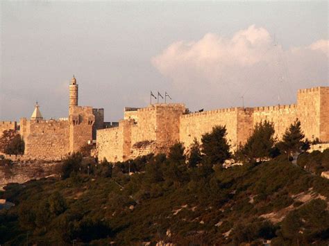 Did Jerusalem Have Walls Around It? | Meridian Magazine