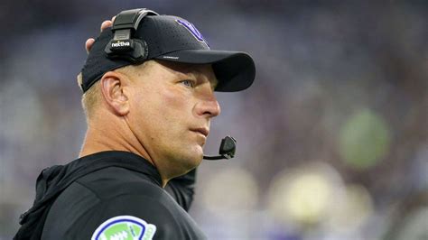 Arriba 94+ imagen uw football coach salary - Abzlocal.mx