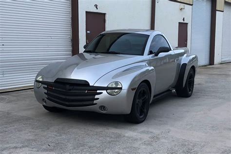 2004 CHEVROLET SSR CUSTOM PICKUP