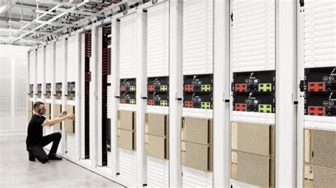 Why There is No Ideal Data Center Network Design | NVIDIA Technical Blog