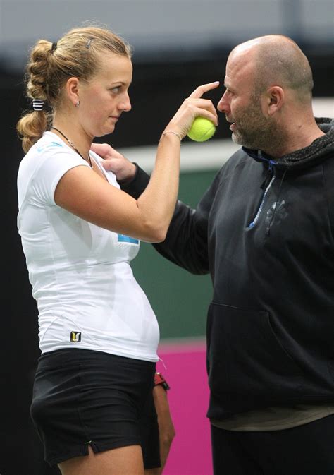 Petra Kvitova touches her coach - Tennis Photo (31258882) - Fanpop