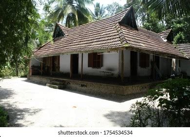 Kerala Old Houses Photos, Images and Pictures