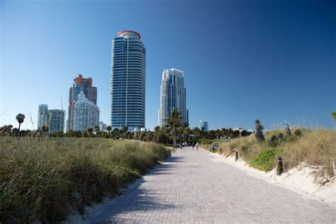 South Pointe Park is one of the very best things to do in Miami