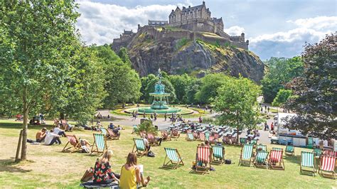 Princes-Street-Gardens-Edinburgh-Scotland - Whisky Advocate