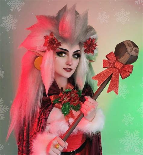 Christmas Eda Cosplay!! : TheOwlHouse | Cute cosplay, Cosplay, Owl house