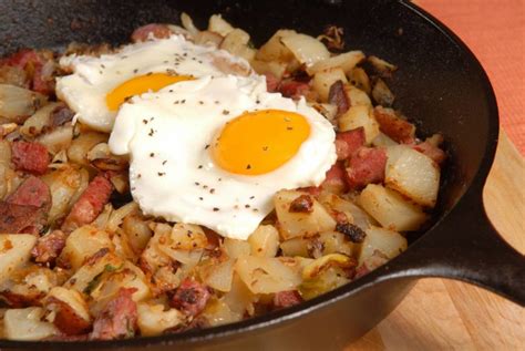 Corned Beef Breakfast Hash – Live Play Eat