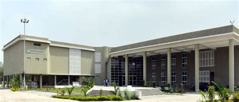 Makhanlal Chaturvedi National University of Journalism and Communication, Bhopal - World ...