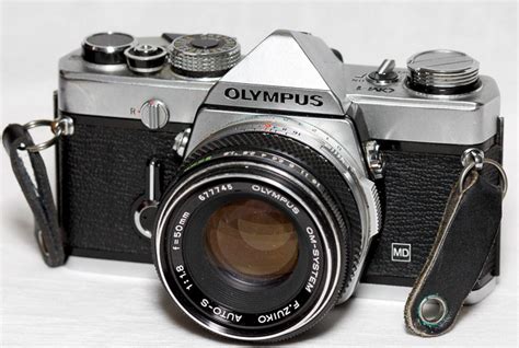 10 Awesome Vintage Film Cameras (That are Really Cheap!)