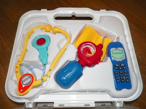 mygreatfinds: Click n' Play Kids Pretend & Play Doctor Kit Review