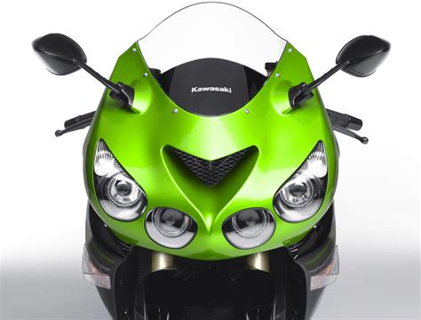 Rumor: New Kawasaki ZX-14 Facelift Coming This Month? Supercharged ...