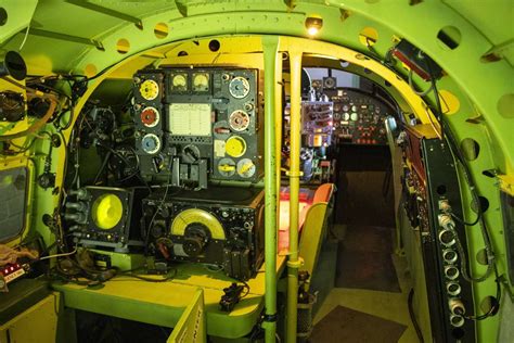 Anyone feeling flush? Lancaster Bomber Cockpit - PPRuNe Forums
