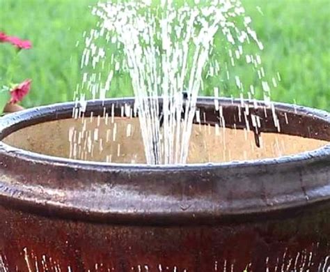 Diy Outdoor Fountain Pond / Pond Fountain And Waterfall Projects You Can Diy Family Handyman ...