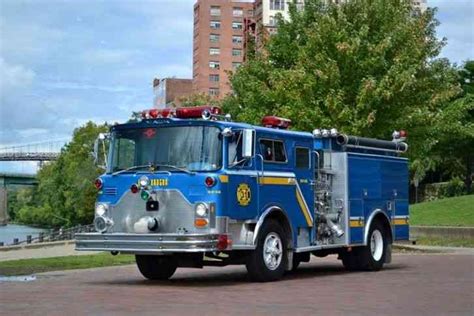 Mack CF 611 (1980) : Emergency & Fire Trucks