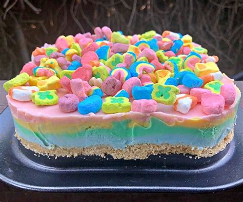 Lucky Charms No-Bake Rainbow Cake : 9 Steps (with Pictures) - Instructables