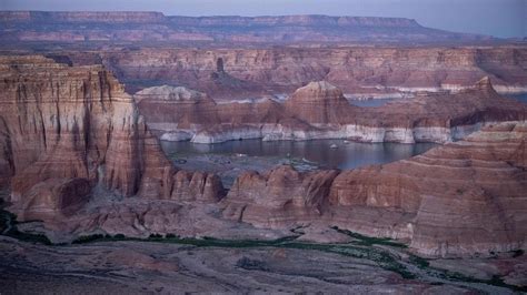 Colorado River drought cuts through key Western midterm races - ABC News