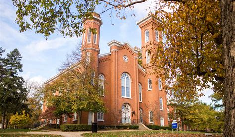 Illinois College honored with Tree Campus USA distinction | Illinois College