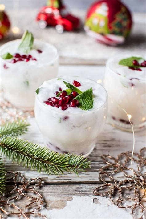 25+ Heavenly Vegan Christmas Drinks and Cocktails | The Green Loot