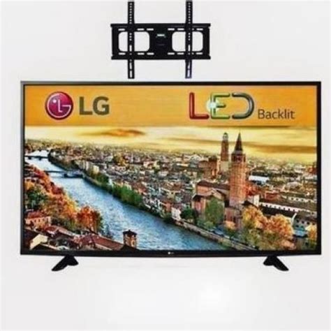 LG 32 Inch Super HD LED TV + Wall Bracket