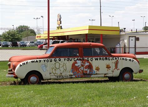 Dog 'n' Suds Root Beer Car 1 | A funny car (Crosley) that us… | Flickr