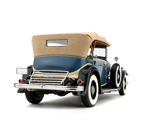 High Quality 1 18 Diecast Model Car Blue Classic Car For Exhibition - Buy Model Car,Model Car ...