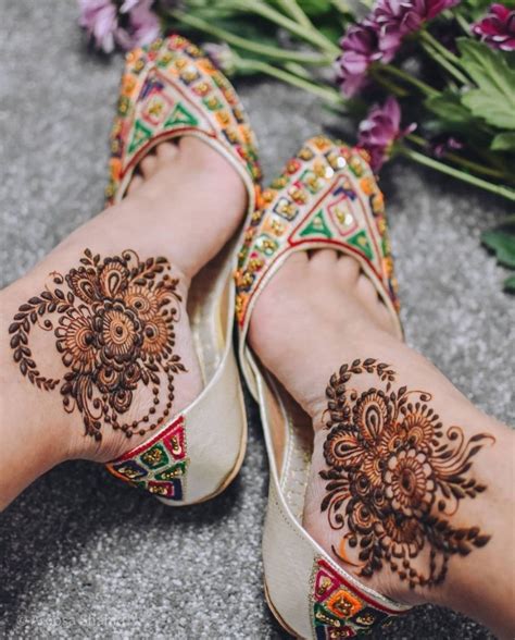 Top more than 78 mehndi design image foot best - seven.edu.vn