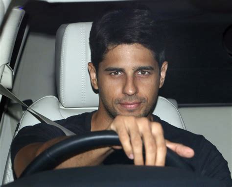 Photo Gallery: Varun Dhawan, Sidharth Malhotra spotted at Karan Johar's residence | News | Zee News