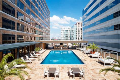 Hilton Houston Plaza/Medical Center: Pool & Spa Day Pass Houston ...