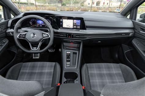 Photo 18 - intérieur golf 8 - Volkswagen Golf 8. Essai de la version GTD de 200 ch