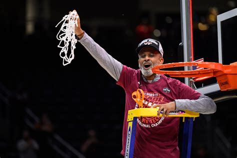 Virginia Tech Coach Kenny Brooks is rare Black man in women's Final ...