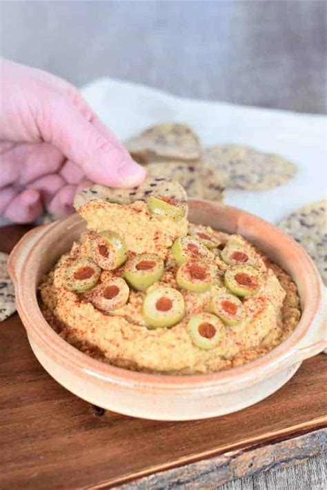 Green Olive & Pimento Hummus - Watch Learn Eat