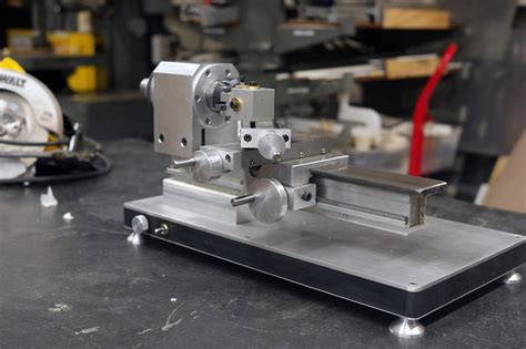 BuildIts: Benchtop Lathe