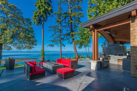 Energy Efficient Luxury Ocean View Home On Vancouver Island ...