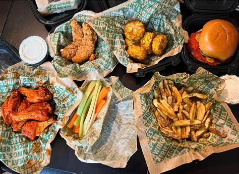 Wingstop Review: I Tried the Chicken Chain for the First Time