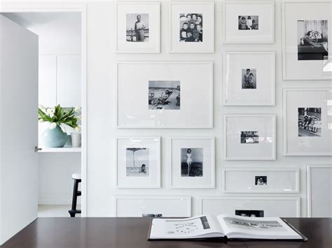 Eye Candy: 10 Gallery Walls Done Right | House and home magazine, Wall design, Gallery wall