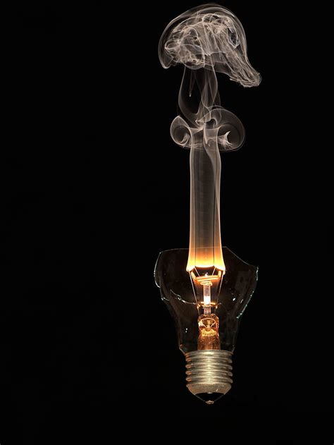 Royalty-Free photo: Cracked light bulb on fire | PickPik