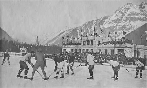 Winter Olympics Gold Medal Hockey Game 1924 Canada vs USA - 冰球 | HockeyGods