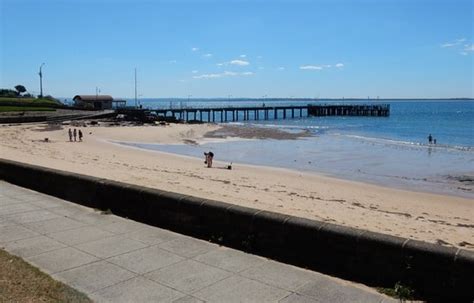 Cowes Beach: UPDATED 2021 All You Need to Know Before You Go (with PHOTOS)