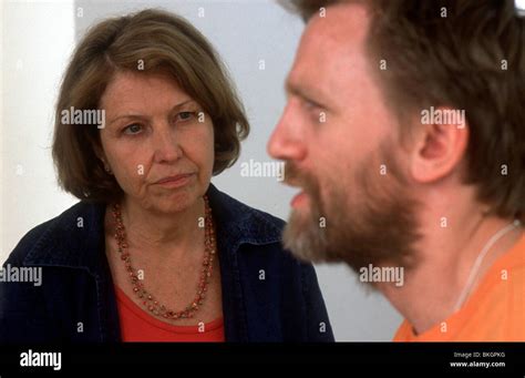 THE MOTHER (2003) ANNE REID, DANIEL CRAIG MTHE 001-005 Stock Photo ...