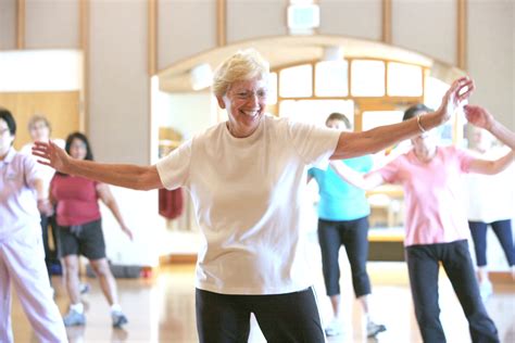 Staying Fit: The 5 Best Aerobics for Seniors