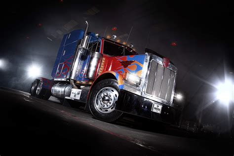 Optimus Prime Truck Wallpaper - WallpaperSafari