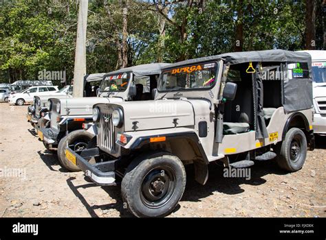 Mahindra Jeep Stock Photos & Mahindra Jeep Stock Images - Alamy