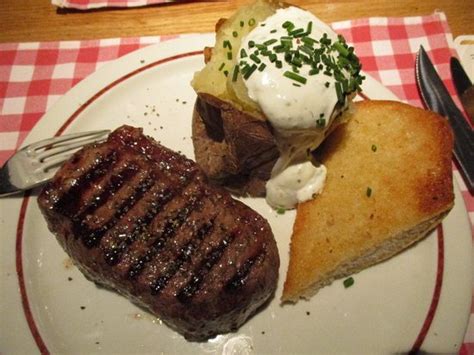 BLOCK HOUSE FRIEDRICHSTRASSE, Berlin - Mitte (Borough) - Menu, Prices & Restaurant Reviews ...