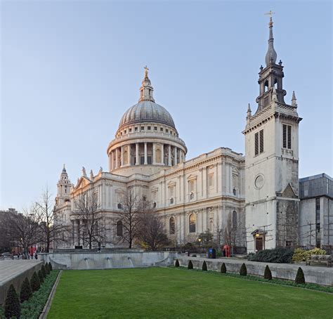 File:St Paul's Cathedral, London, England - Jan 2010.jpg - Wikipedia