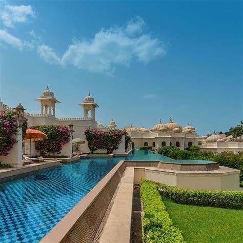 Oberoi Rajvilas in #jaipur #india Best Resorts, Hotels And Resorts, Best Hotels, Riviera Maya ...