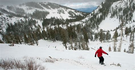 1 Dead After Avalanche at Lake Tahoe Ski Resort | TIME