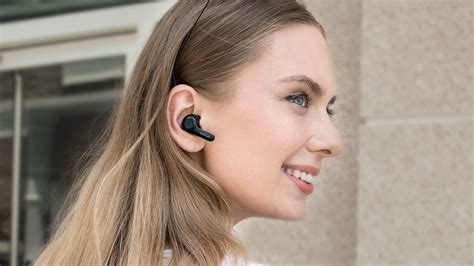 These Smart True Wireless Earbuds Are IPX7 Rated