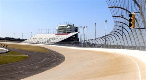 Nashville Superspeedway hosts tire test – Motorsport Week