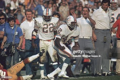 Paul Warfield Miami Photos and Premium High Res Pictures - Getty Images