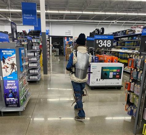 25 People Of Walmart In Their Natural Habitat - Funny Gallery | eBaum's ...