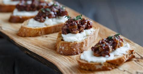 Best Crostini with Goat Cheese and Fig-Olive Tapenade Recipe - The Yellow Table